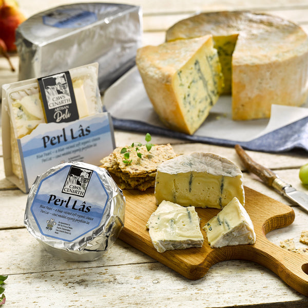 Caws Cenarth Perl Las Blue Cheese